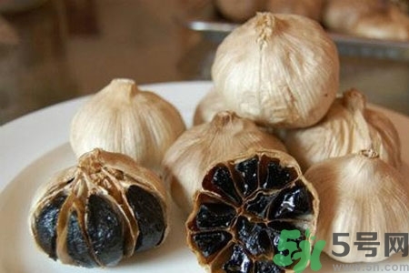 黑蒜的營養(yǎng)價值 黑蒜的功效與作用