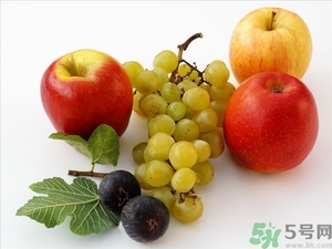 葡萄和蘋果可以一起吃嗎？葡萄和蘋果可以一起榨汁嗎？