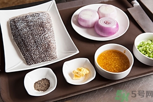 銀鱈魚(yú)和鱈魚(yú)哪個(gè)好?銀鱈魚(yú)和鱈魚(yú)的區(qū)別