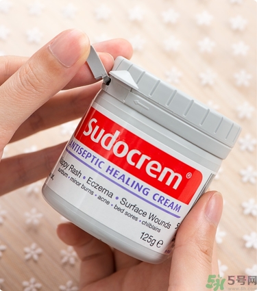 Sudocrem屁屁霜怎么用？sudocrem屁屁霜初生寶寶能用嗎？