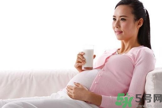 胎兒智商由誰決定？胎兒智商與什么有關