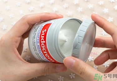 Sudocrem屁屁霜怎么用？sudocrem屁屁霜初生寶寶能用嗎？