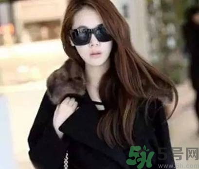 皮膚不白的人染什么顏色的頭發(fā)？頭發(fā)顏色怎么選擇？