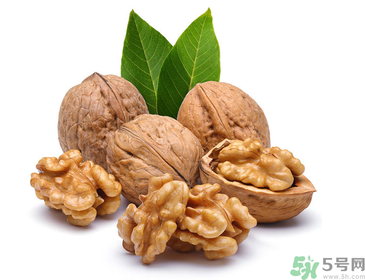 紙皮核桃和普通核桃哪個(gè)好？紙皮核桃和普通的核桃有什么區(qū)別？