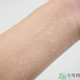 露娜luna氣墊粉底好不好用？luna氣墊bb好用嗎？