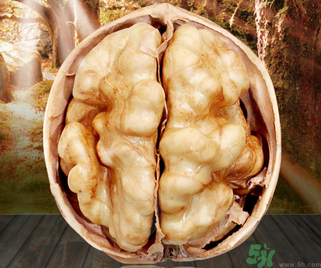 紙皮核桃和薄皮核桃的區(qū)別？紙皮核桃和薄皮核桃哪個(gè)好？