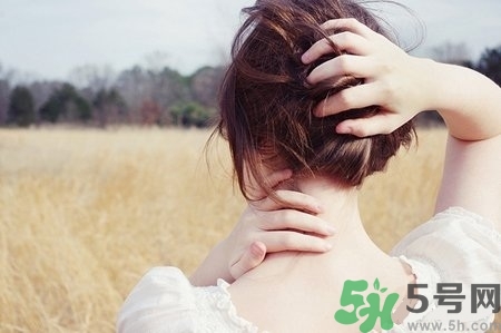 夏天曬黑了多久恢復(fù)？夏天曬黑了怎么白回來？