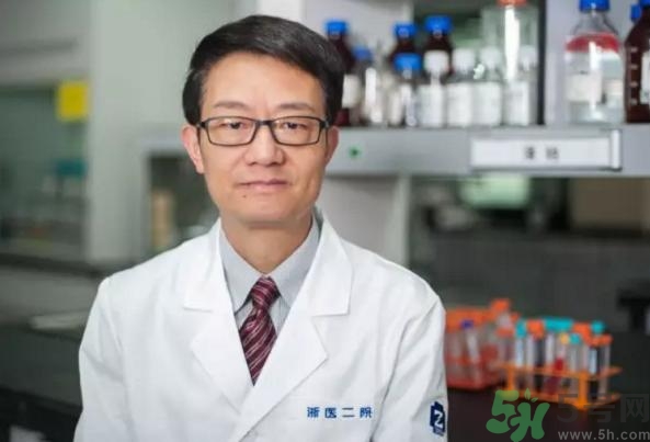蘇打水可以喝嗎？小蘇打能吃嗎？