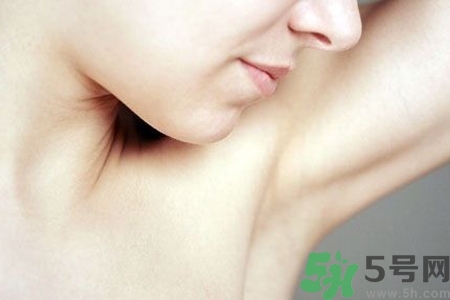 女人腋下不長毛怎么回事？女人腋下不長毛怎么辦？