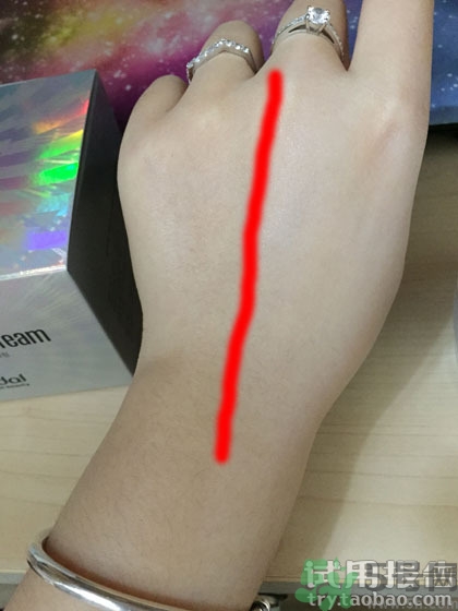 素顏霜和氣墊哪個好？素顏霜和氣墊bb哪個好？