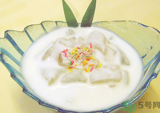 柿子和酸奶能一起吃嗎？柿子和酸奶能一起吃會中毒嗎？
