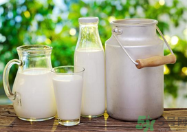 吃完柿子可以喝牛奶嗎？吃完柿子多久可以喝牛奶？