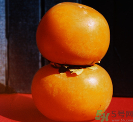 女人吃柿子有什么好處？女人吃柿子好嗎？