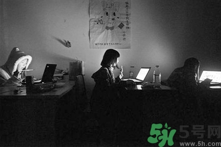熬夜對(duì)青少年有什么影響？熬夜對(duì)青少年的危害是什么？