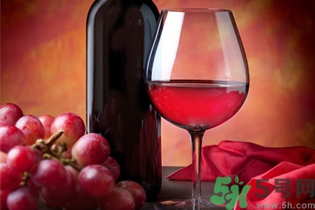 葡萄酒什么時候喝最好？一天什么時間喝葡萄酒最好？