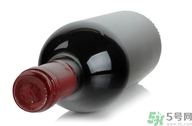 葡萄酒不能和什么一起吃？葡萄酒和什么食物相克？
