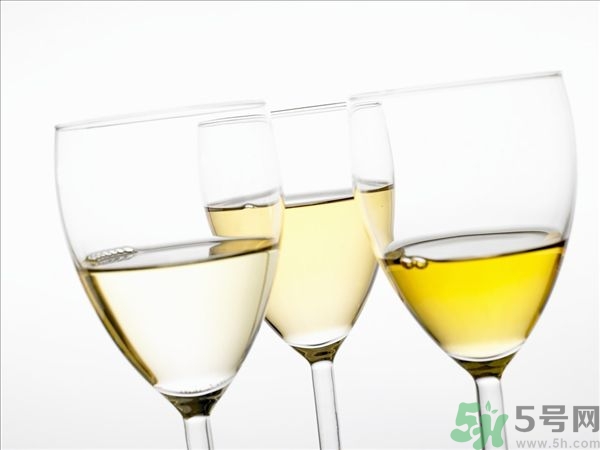 葡萄酒不能和什么一起吃？葡萄酒和什么食物相克？