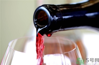 葡萄酒什么時(shí)候過濾？自制葡萄酒多久可以過濾？