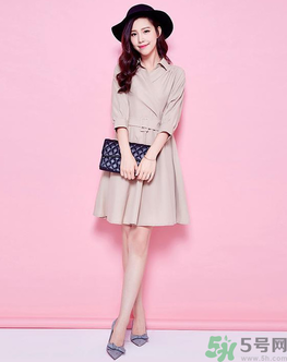 十月份可以穿裙子嗎？十月份穿什么衣服合適？