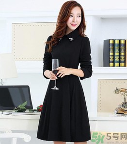 十月份可以穿裙子嗎？十月份穿什么衣服合適？