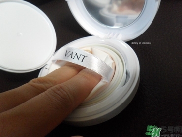vant氣墊cc黑色和白色哪款好？vant36.5氣墊cc黑色和白色區(qū)別