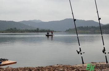 十月份可以釣魚嗎？十月份釣魚用什么餌料？