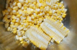 新鮮玉米怎么剝粒？怎么剝新鮮玉米？