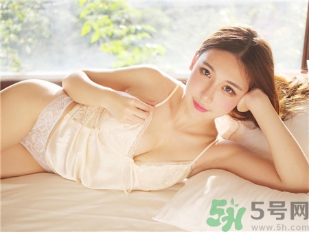 處女第一次緊張怎么辦？處女第一次都會出血嗎？