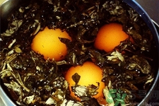 艾葉煮雞蛋有什么作用？痛經(jīng)能吃艾葉煮雞蛋嗎？