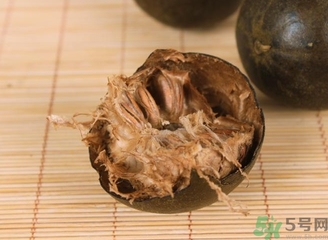 羅漢果泡水要去殼嗎？羅漢果泡水泡多久？