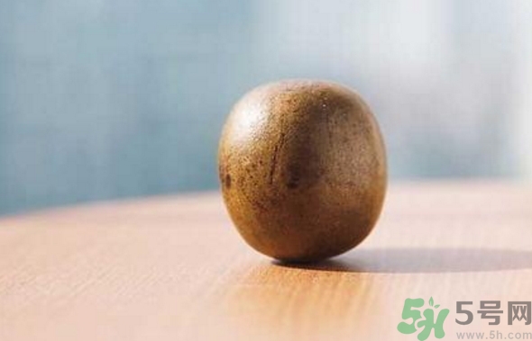 羅漢果泡水要去殼嗎？羅漢果泡水泡多久？