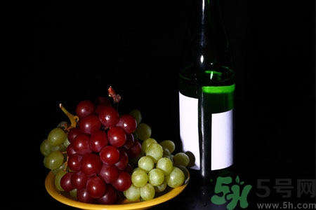 紅酒開瓶后能放多久？開瓶后的葡萄酒能放多久？