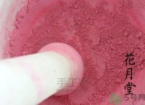 胭脂怎么用？胭脂的功效作用