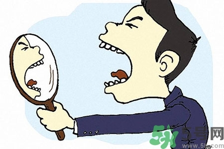 吃口香糖會口臭嗎？吃了口香糖為什么口還很臭？
