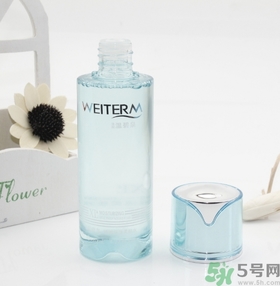 柔膚水是爽膚水嗎？柔膚水和爽膚水的區(qū)別