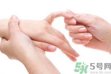 擦護手霜能預防凍瘡嗎？手長凍瘡擦什么護手霜比較好？