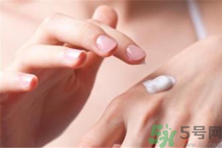 敷香蕉皮能治療凍瘡嗎？敷香蕉皮治療凍瘡真的有效嗎？