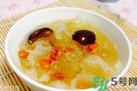 冬天喝什么湯？冬天喝什么湯能暖身體？