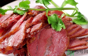 鹵牛肉用牛的哪個(gè)部位？鹵牛肉用什么肉？