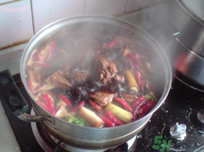 鹵牛肉可以用高壓鍋嗎？鹵牛肉用高壓鍋壓多久？