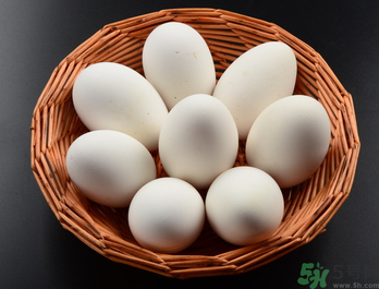 鴨蛋不能和什么一起吃？鴨蛋不能與什么食物同食？