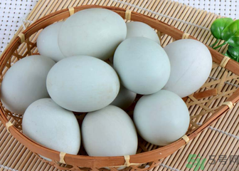 鴨蛋不能和什么一起吃？鴨蛋不能與什么食物同食？