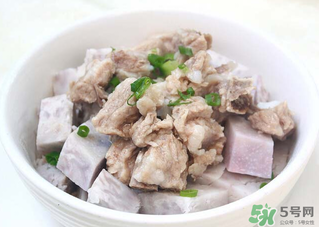 煮排骨用涼水還是熱水？燉排骨用熱水好還是涼水好？