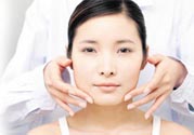 拔牙會(huì)導(dǎo)致面癱嗎?？拔牙為什么會(huì)導(dǎo)致面癱？