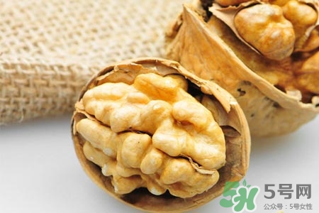 核桃和香蕉能一起吃嗎？核桃不能和什么一起吃？