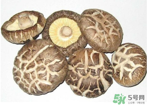干香菇發(fā)霉了還能吃嗎？干香菇發(fā)霉怎么處理？