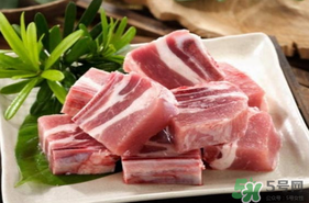 吃排骨有什么好處？吃排骨可以補(bǔ)鈣嗎？
