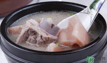 排骨湯燉多久最好？排骨湯燉怎么燉最好喝？