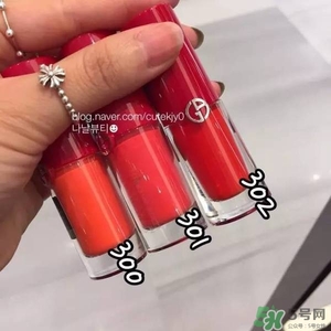 阿瑪尼小胖丁唇釉哪個色最火？阿瑪尼小胖丁唇釉保留了紅管的哪個色？