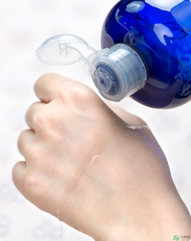 伊詩露化妝水好用嗎？Esthe Dew化妝水怎么樣？